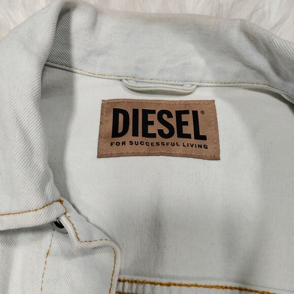 Diesel Men's Light Blue Denim Trucker Jacket Size Large - Picture 8 of 15